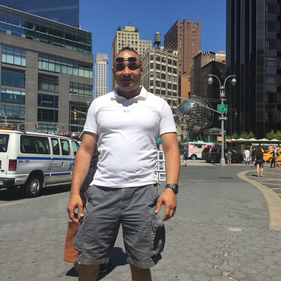 Meet your Posher, Abe - Picture 3 of 15